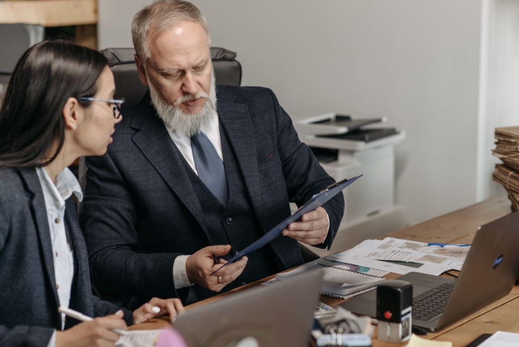 Comment trouver le meilleur repreneur pour son entreprise - business - réunion dirigeants business