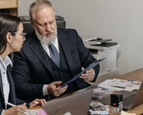 Comment trouver le meilleur repreneur pour son entreprise - business - réunion dirigeants business