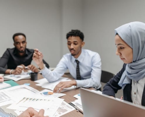 À quel âge céder son entreprise au Maroc ? - business - réunion dirigeants business