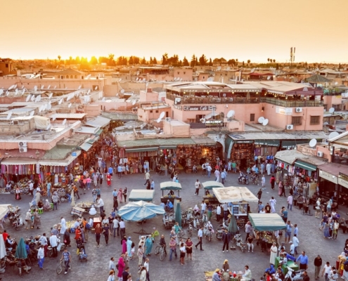 Vendre une PME au Maroc : maîtriser les aspects financiers - business - réunion dirigeants business