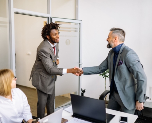 Transmission familiale au Maroc : bien choisir son repreneur - business - réunion dirigeants business